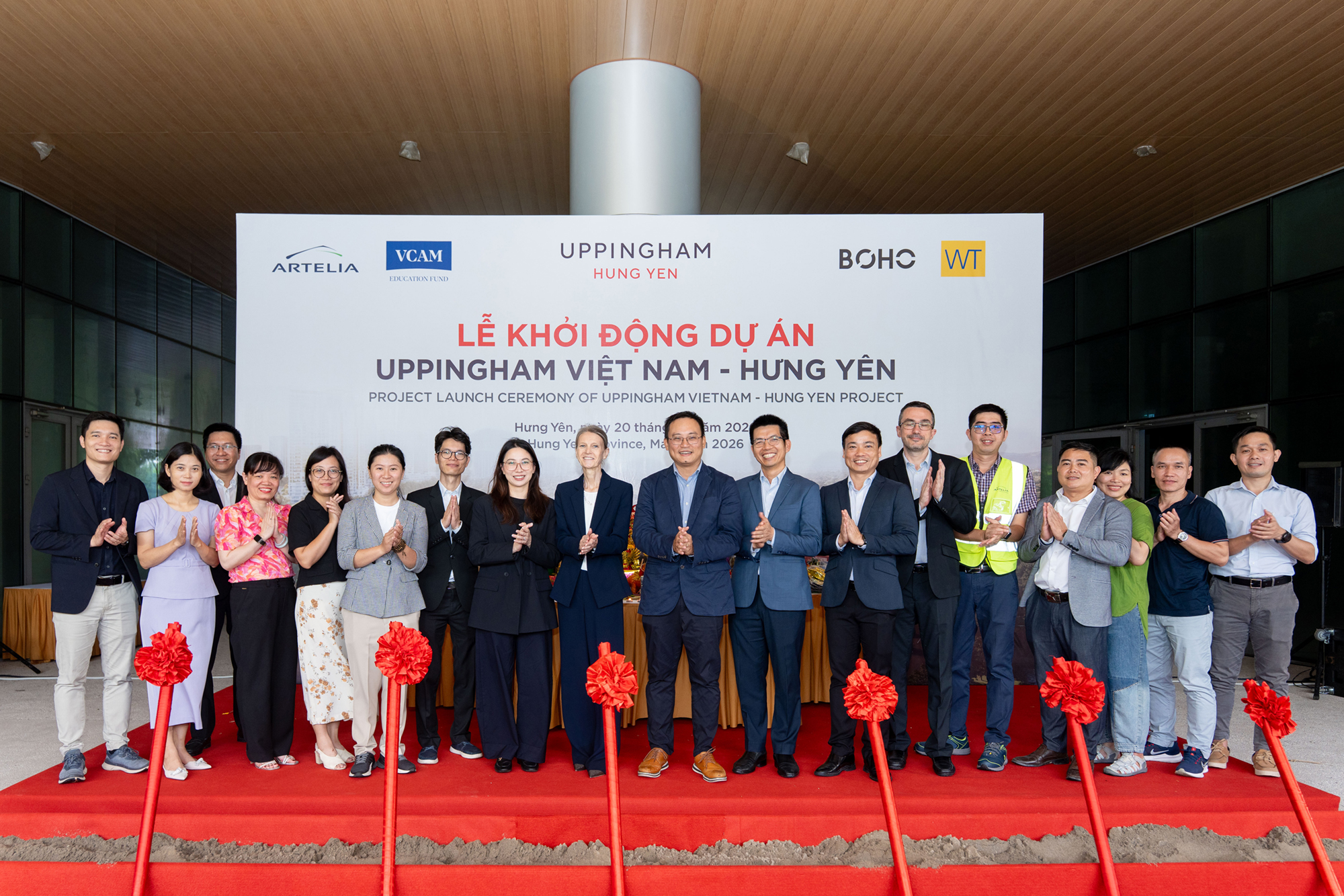 Representatives from BOHO, Uppingham Vietnam - Hung Yen and project partners at the launch ceremony