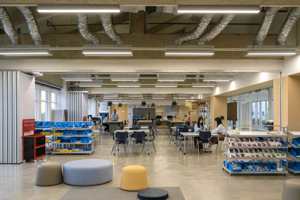 Không gian MakerSpace với kết cấu và vật liệu hiện trạng