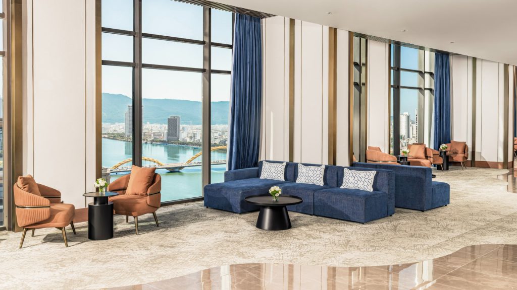 Sảnh đón tiếp TUI BLUE Han River Đà Nẵng do BOHO thi công nội thất