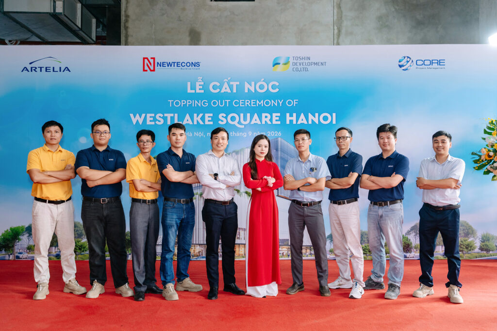 Đội ngũ BOHO tại lễ cất nóc Westlake Square Hanoi